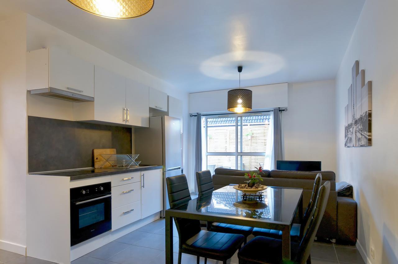 Delalauret Apartment _ Cergy Saint-Christophe Luaran gambar